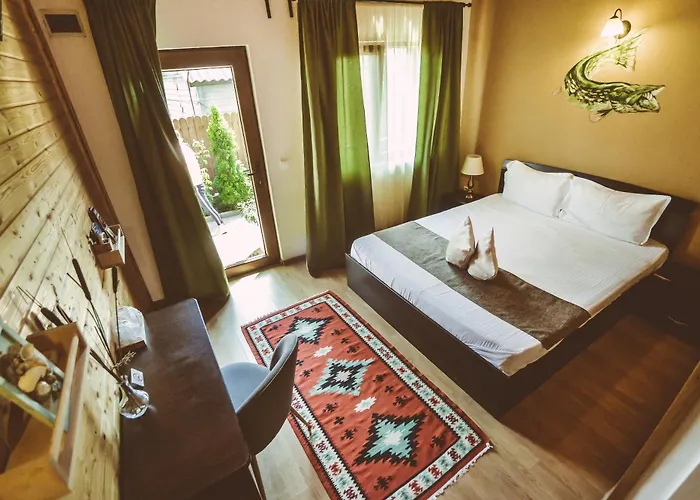 בית הארחה Casa Mister 4*