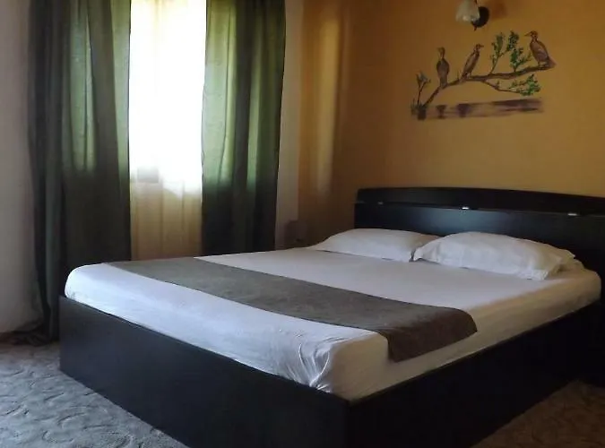 Casa Mister בית הארחה 4*