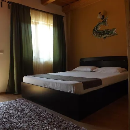 Pensión Casa Mister Sulina